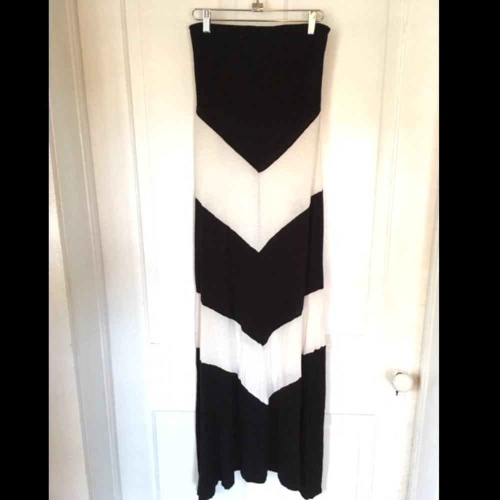 Black & White Strapless Dress